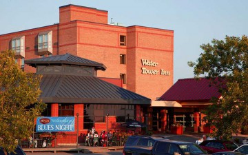 algomas-water-tower-inn