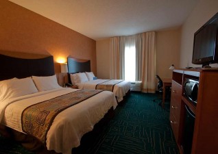 fairfield-inn-suites-photo1