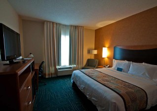 fairfield-inn-suites-photo2