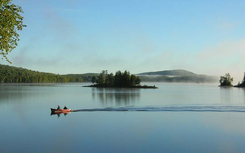 flame-lake-lodge-profile