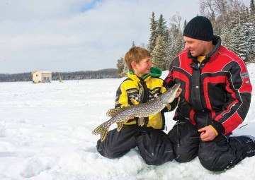 ice-fishing-photo-6
