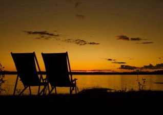 Ivanhoe-Lake_sunsetwithchairs