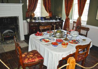 oldstonehouse_exhibit