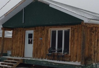 agichs-riverside-cabin-photo1