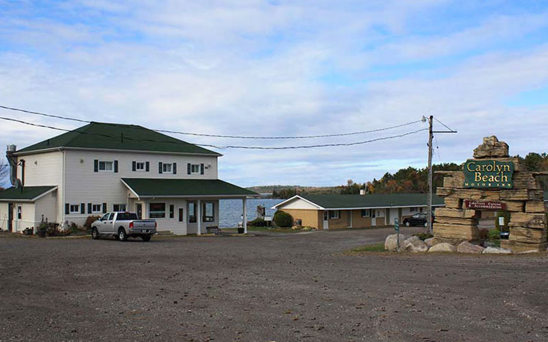 CarolynBeachInnandRestaurant.Profile