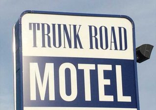 trunk-road-motel-photo2