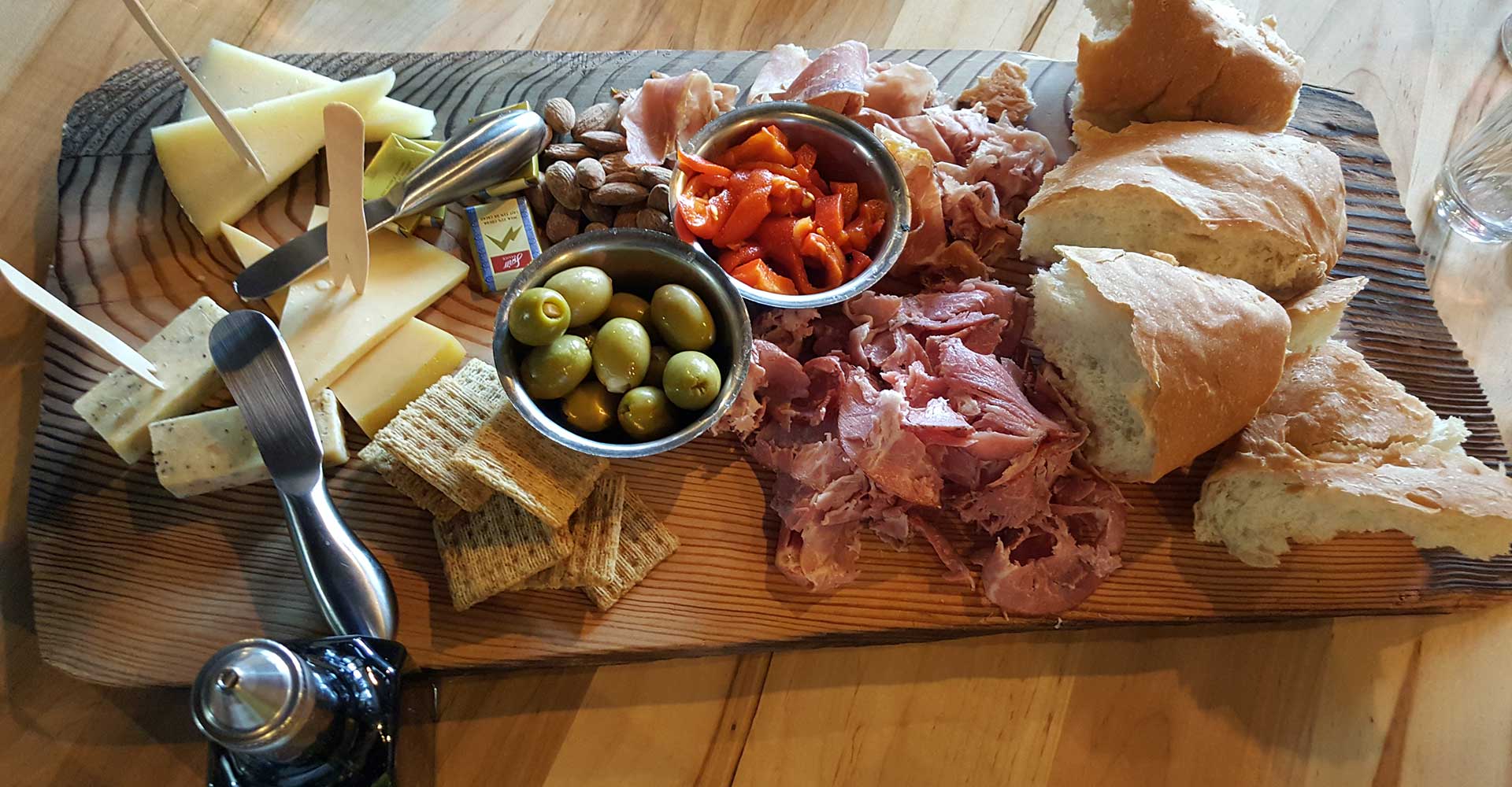 blaqbear-charcuterie