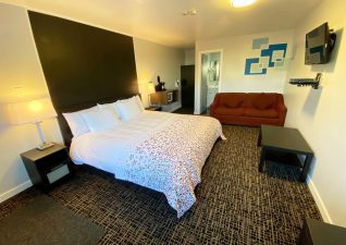 BavarianInnMotel005