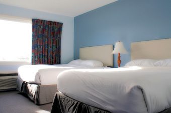 CarolynBeachRooms
