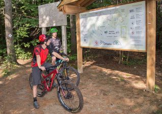 mlortz-hiawathahighlands-trailhead