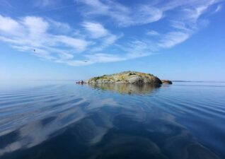 kari-mckinnon-kayaking-thessalon