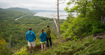 Eagle's Ridge Lookout Voyageur Trail