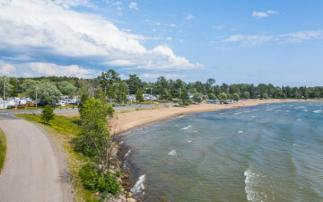 LakesideParkCmpgrd.Main