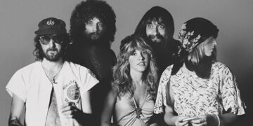 FleetwoodMacRumours.Event